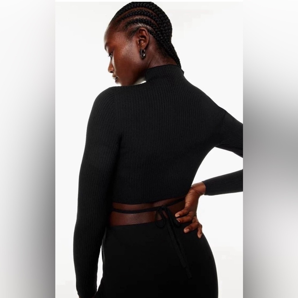 Aritzia Babaton Sculpt Knit Tie-Back Longsleeve